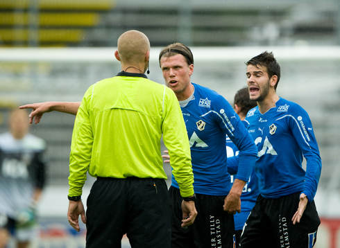 Christian Järdler, Halmstad, missnöjd med domare Michael