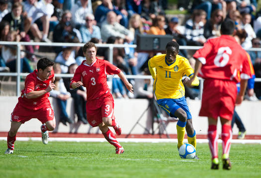 Edward Owusu, Sverige