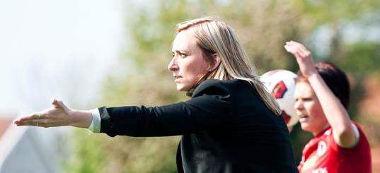 Elisabet Gunnarsdottir, tränare