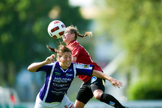 Elin Carlsson, Jitex och Therese Björck, Kristianstad