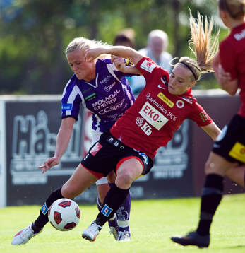 Margret Lara Vidarsdottir, Kristianstad, tas hårt i