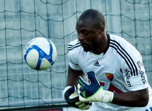 Pa Dembo Touray, målvakt