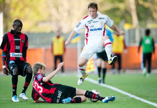 Haris Laitinen, Assyriska hoppar över Tim Björkström, BP
