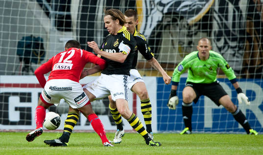 Daniel Sobralense, Kalmar mot Nils-Eric Johansson, AIK