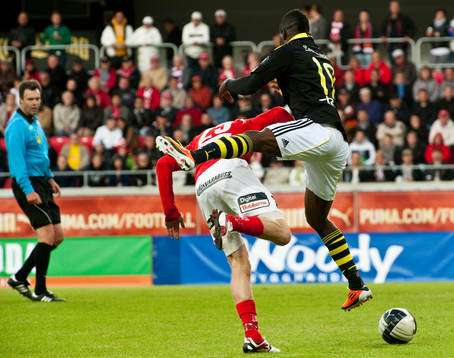 Mattias Johansson, Kalmar och Ibrahim Bangura, AIK