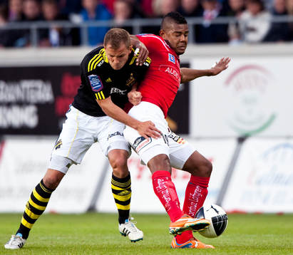 Kamp, Robert Åhman Persson, AIK mot Ricardo Santos, Kalmar