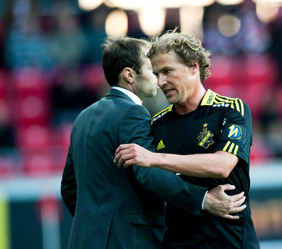 Andreas Alm, tränare, tackar  Daniel Tjernström