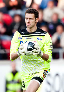 Etrit Berisha, målvakt
