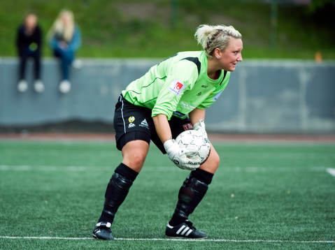 Veronica Arneflod, målvakt