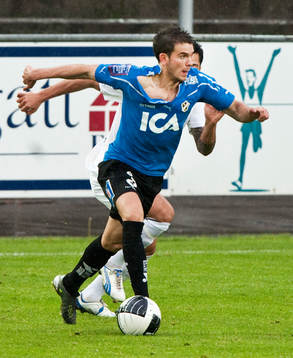 Raul Ruiz, Halmstad. Trasig tröja