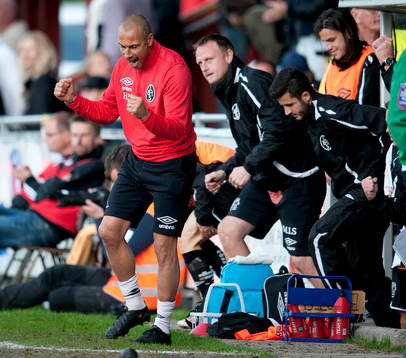 Henrik Larsson, tränare Landskrona, jubel