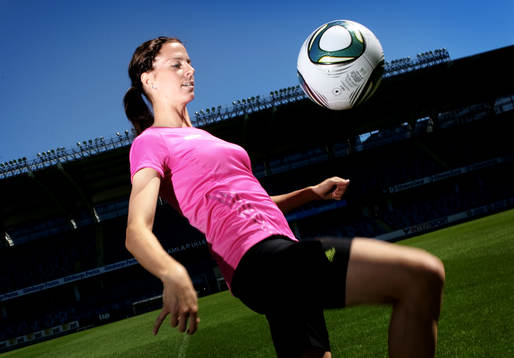 Lotta Schelin. Stadium, Adidas