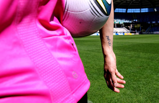 Lotta Schelin. Stadium, Adidas
