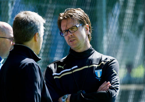 Rikard Norling, ny tränare, gör sin första träning med