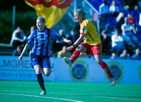 Katrin Schmidt, Tyresö skjuter in 2-0