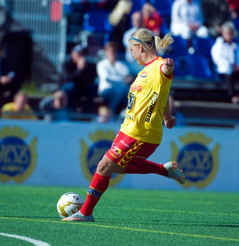 Katrin Schmidt, Tyresö på väg att göra 2-0