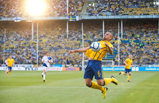 Emir Bajrami, Sverige