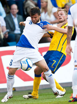 Perparim Hetemaj, Finland mot Sebastian Larsson, Sverige