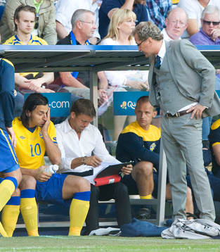 Zlatan Ibrahimovic, Sverige, beredd att hoppa in vilket