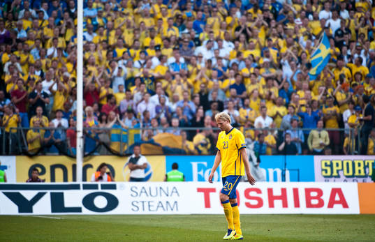 Ola Toivonen, Sverige lämnar planen