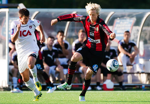 Joakim Lindner, Brommapojkarna, kontrollerar bollen