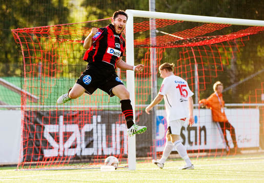 Pablo Pinones Arce, Brommapojkarna, jubel