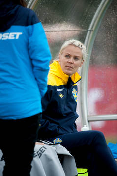 Josefine Öqvist, Sverige, på bänken
