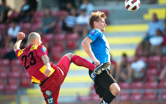 Dinko Felic, Syrianska och Tomaz Zvirgzdauskus, Halmstad