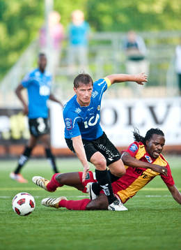 Peter Ijeh, Syrianska trycks åt sidan av Tomaz