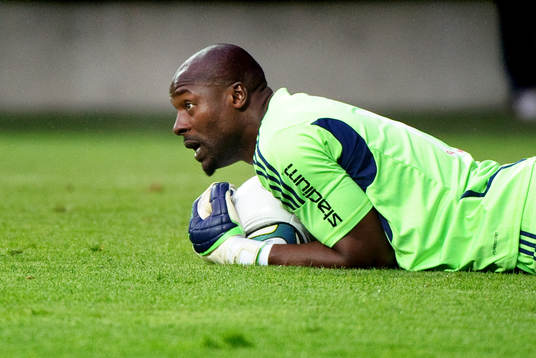 Pa Dembo Touray, målvakt, Djurgården