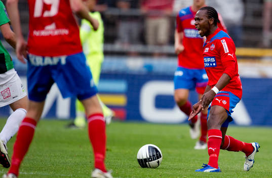 May Mahlangu, Helsingborg skriker