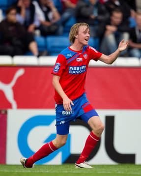 Rasmus Jönsson, skriker