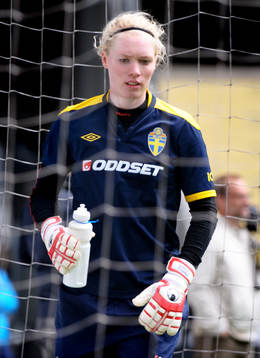 Hedvig Lindahl, målvakt