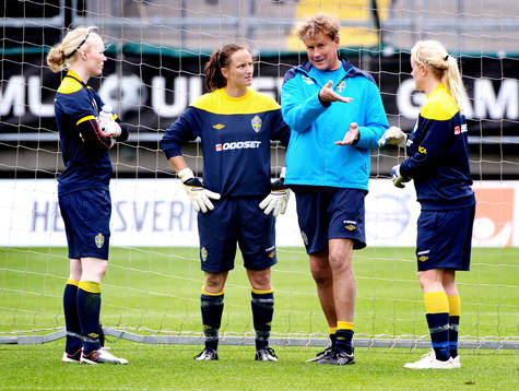 Hedvig Lindahl, målvakt, Sofia Lundgren, målvakt, Mikael