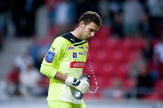Etrit Berisha, målvakt