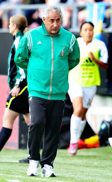 Leonardo Cuellar, förbundskapten