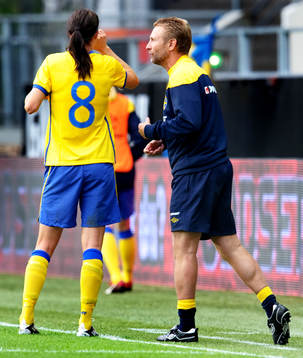 Lotta Schelin, Sverige, Thomas Dennerby, förbundskapten,