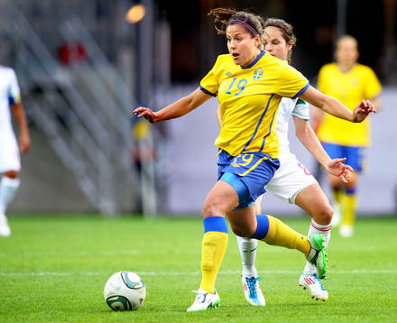 Madelaine Edlund, Sverige
