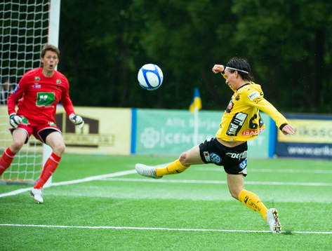 Mattias Hugosson, målvakt, Gefle och Niklas Hult, Elfsborg