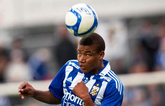 Mikael Dyrestam, nick