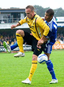 Marcus Ekenberg, Mjällby, och Mikael Dyrestam, IFK