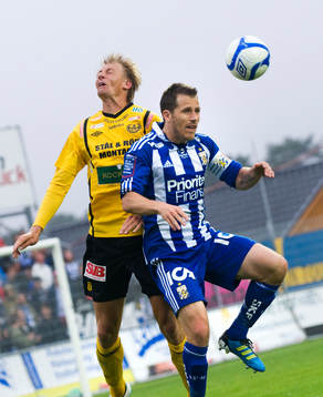 Patrik Rosengren, Mjällby, och Tobias Hysén, IFK Göteborg