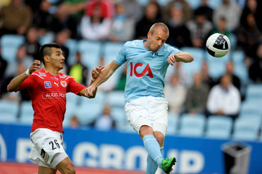 Daniel Larsson, Malmö, nickar in 1-0