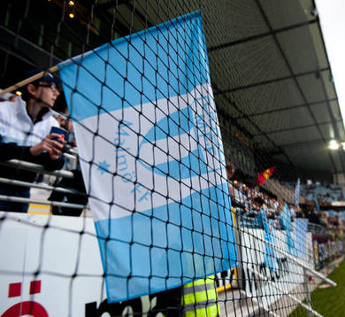Nya regler på Swedbank Stadion, nät framför ståplats.