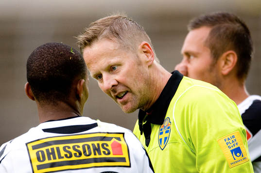 Haris Radetinac, Landskrona, Lars Olsson, domare