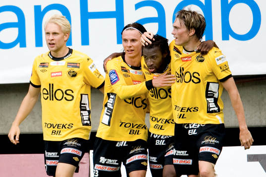 Johan Larsson, Niklas Hult, Amdou Jawo, Lasse Nilsson, jubel