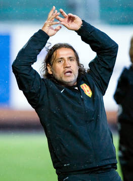Özcan Melkemichel, tränare