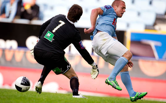 Mattias Hugosson, målvakt, Gefle, Daniel Larsson, Malmö FF