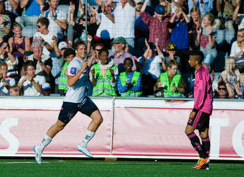Mikael Dahlberg, Gefle, jubel och Tobias Sana, Göteborg,