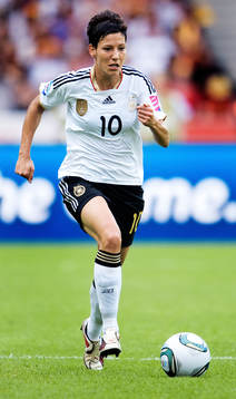 Linda Bresonik